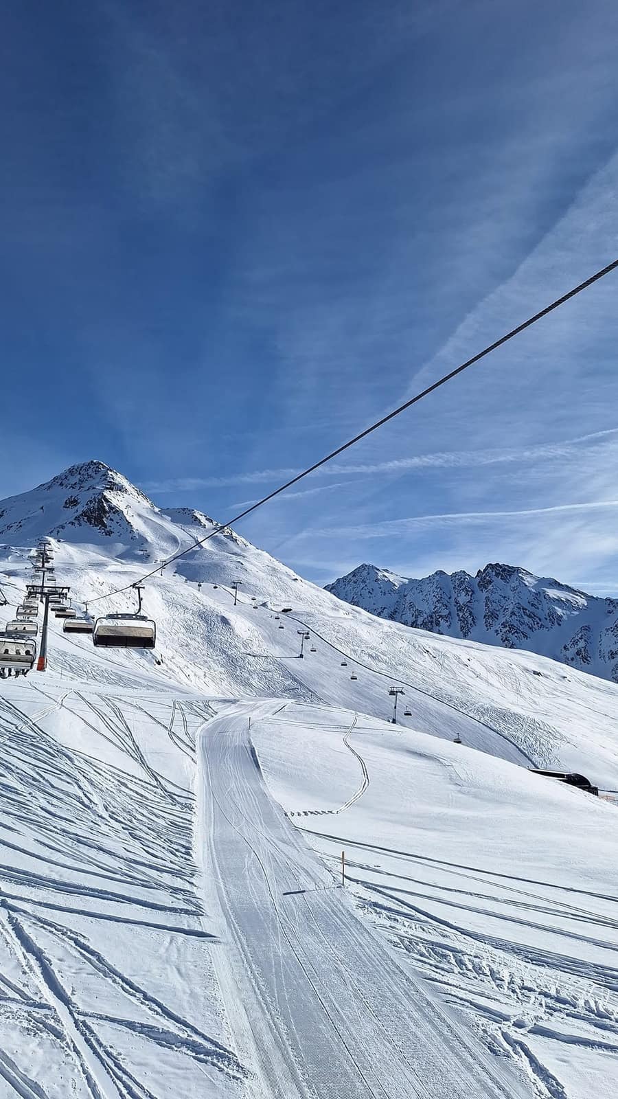 Skigebiet am Talschluss, wenige Minuten entfernt