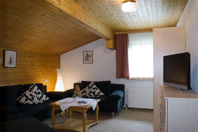 Wohnzimmer unterm Dach